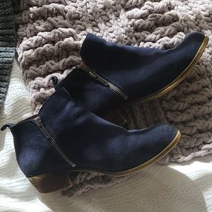 Blue suede Lucky Brand Booties
